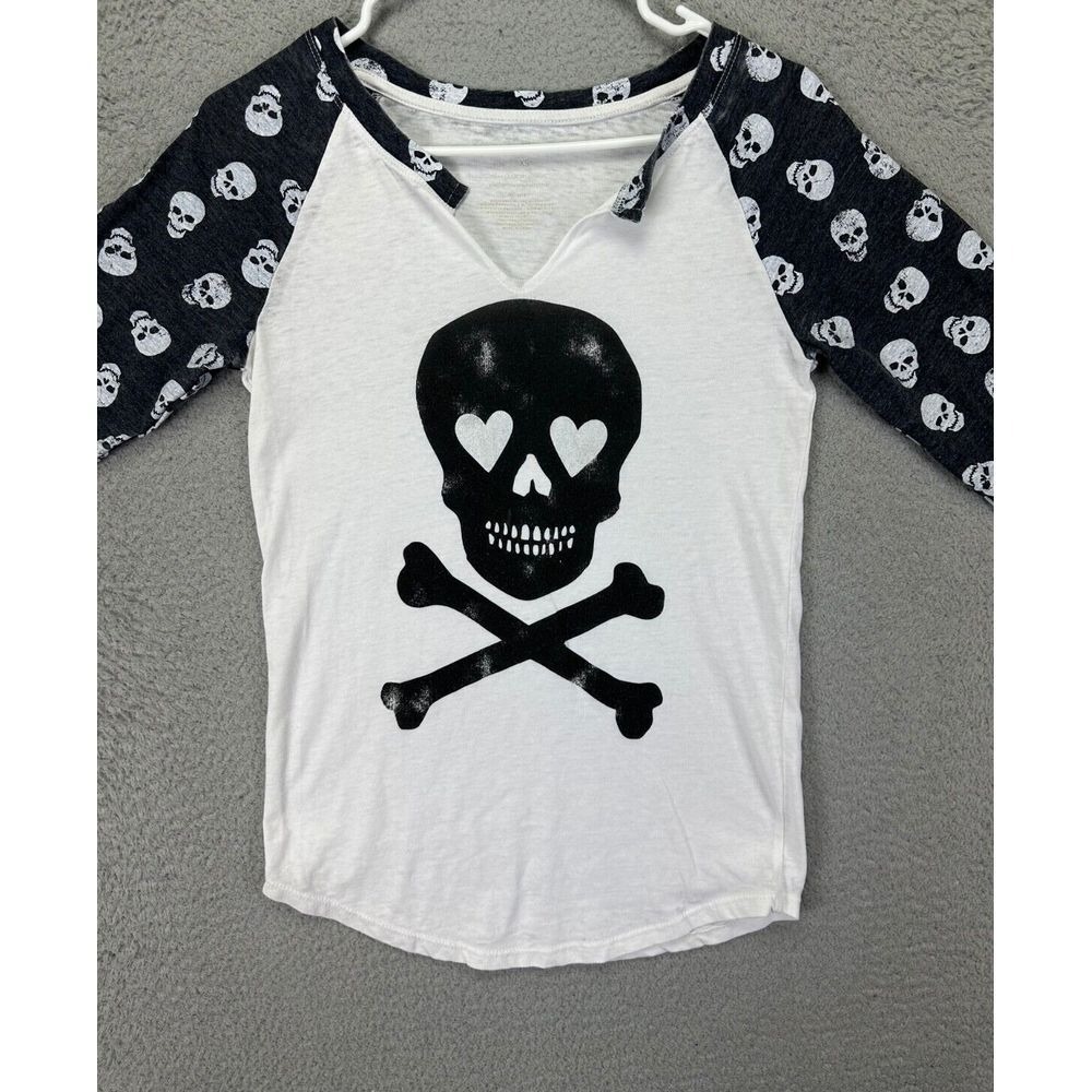 Grayson Threads Shirt Women XS White Hello Gorgeous Skull V-Neck Tee Long Sleeve